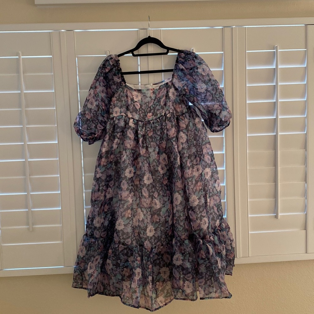 Floral, puff, baby doll dress.